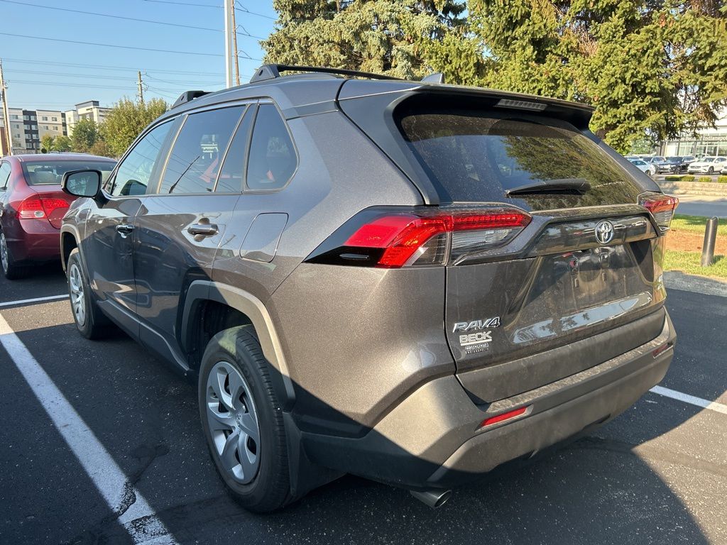 Used 2021 Toyota RAV4 LE with VIN 2T3F1RFV2MC237445 for sale in Northfield, Minnesota