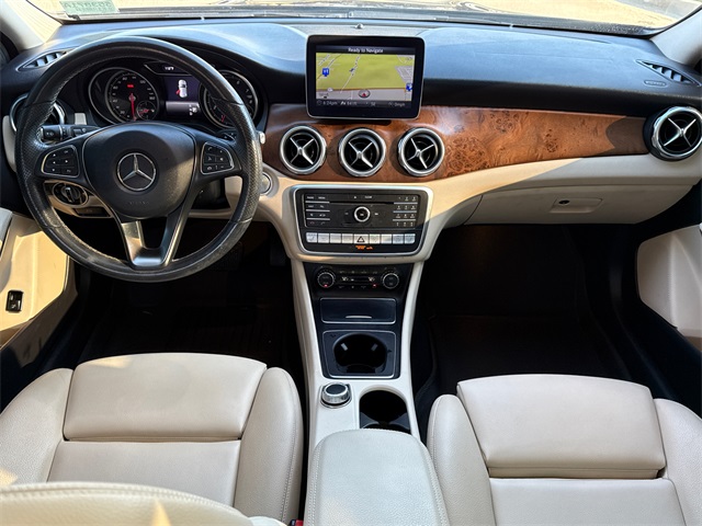 2020 Mercedes Benz GLA 250 4MATIC photo 10