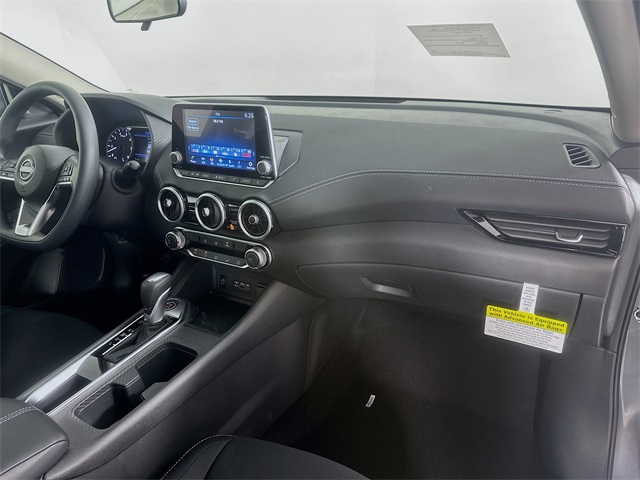 2025 Nissan Sentra SV photo 28