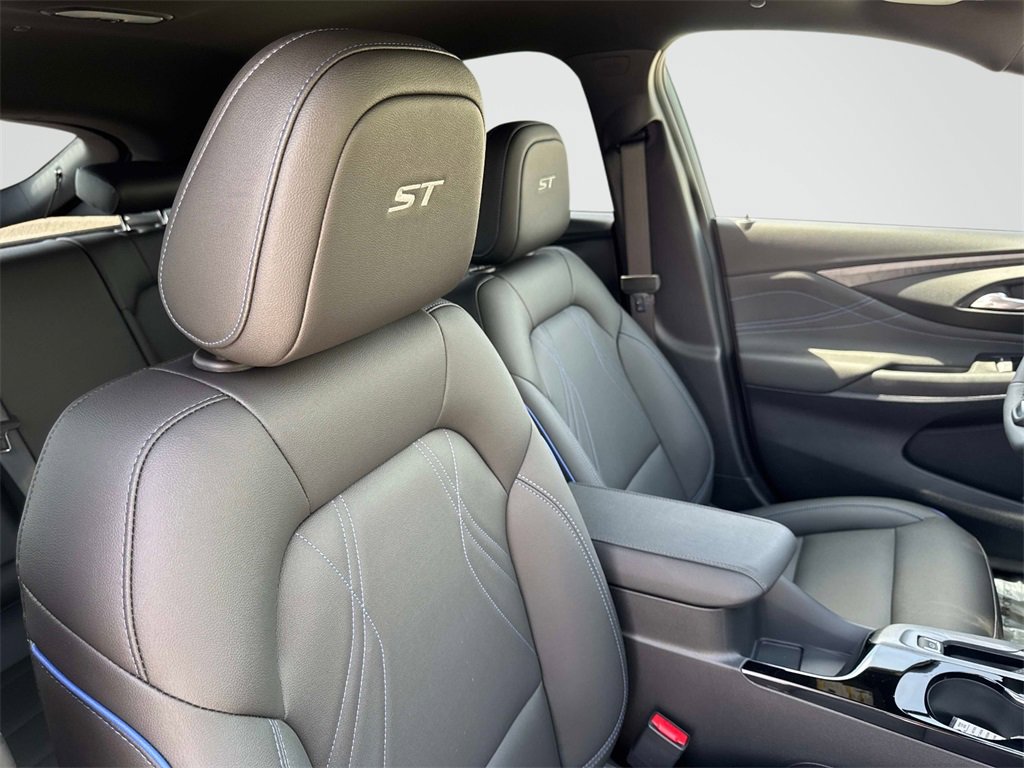 2026 Buick Envista ST photo 17