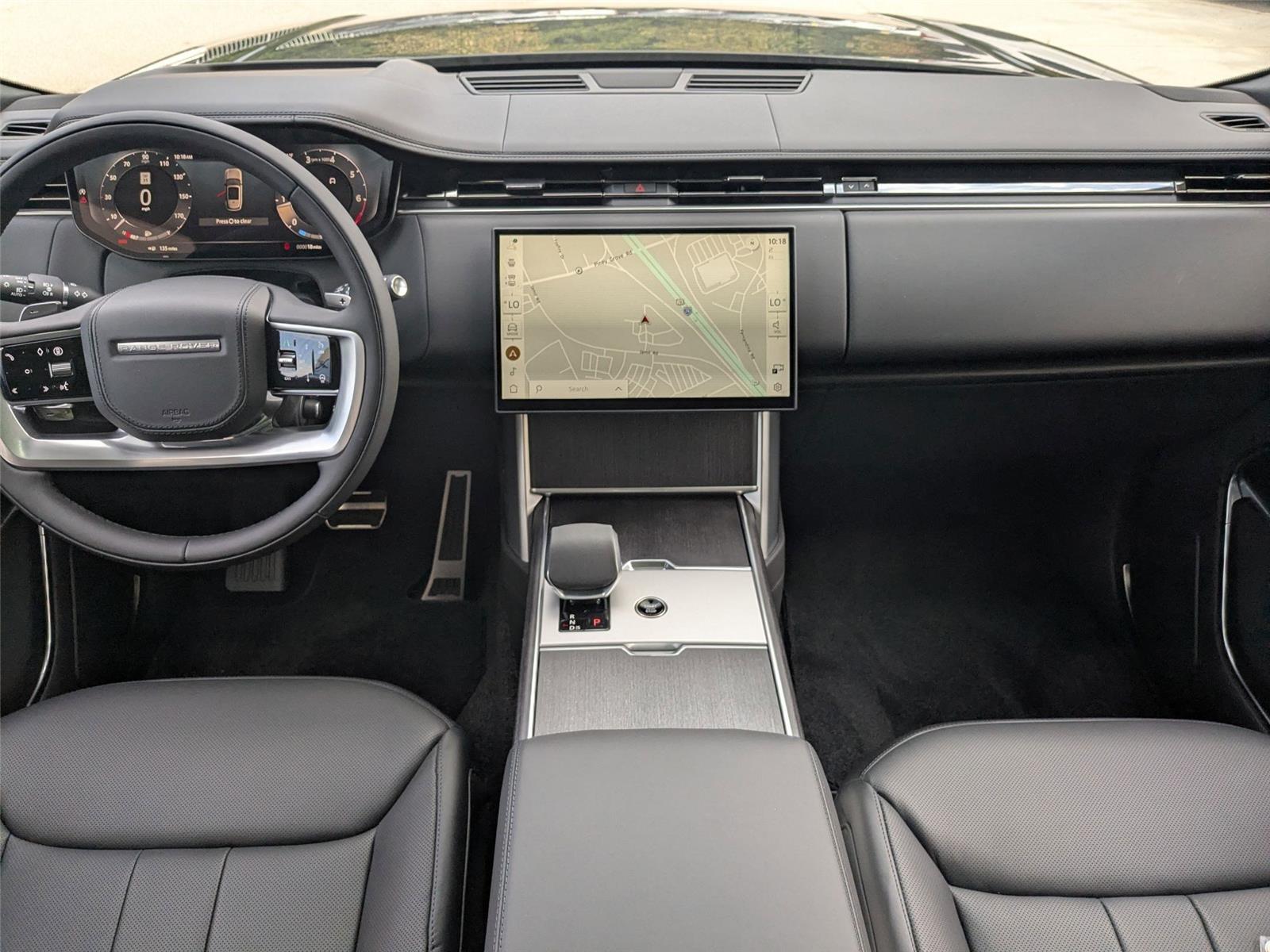 2025 Land Rover Range Rover SE photo 25