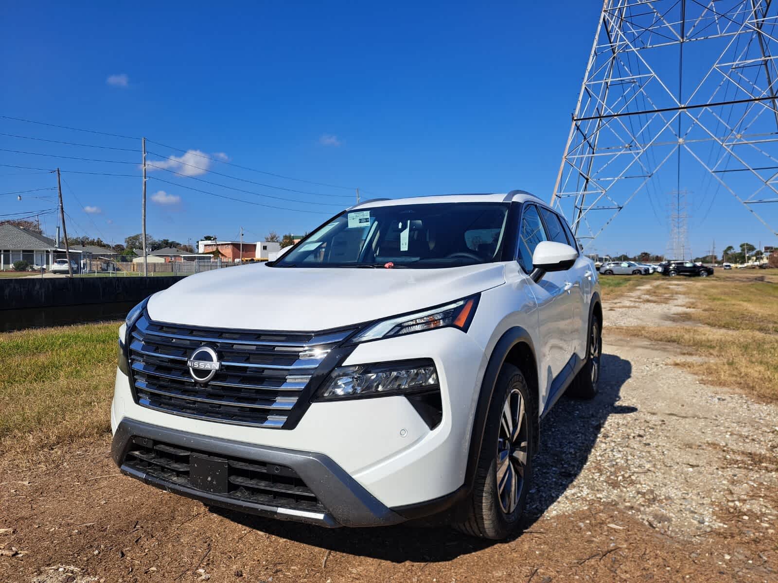 2025 Nissan Rogue SL photo 9