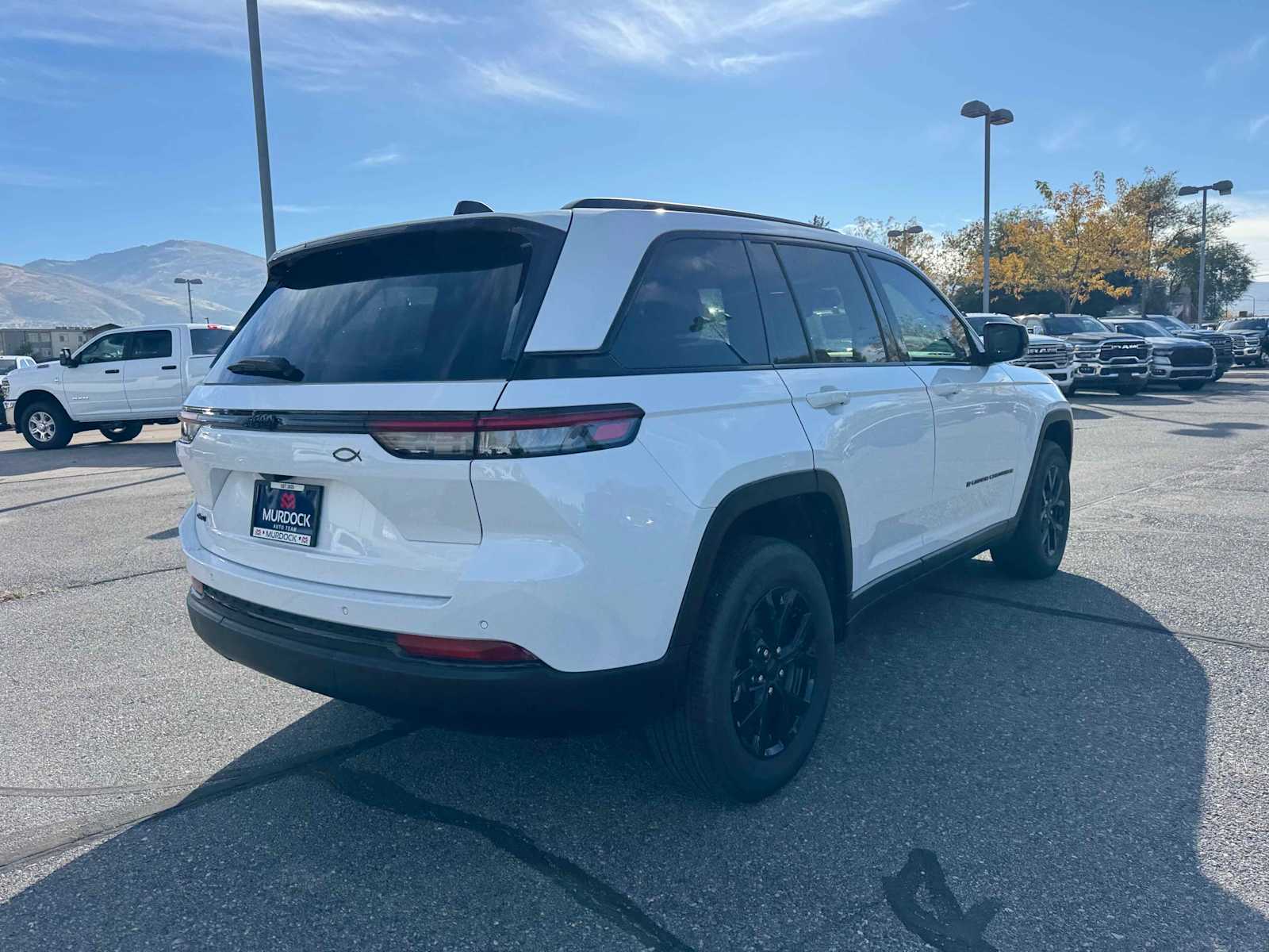 2024 Jeep Grand Cherokee Altitude X photo 2