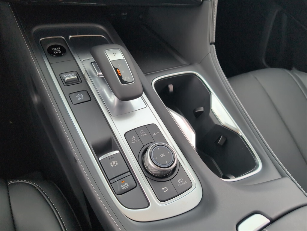 2026 Infiniti QX60 Luxe photo 15