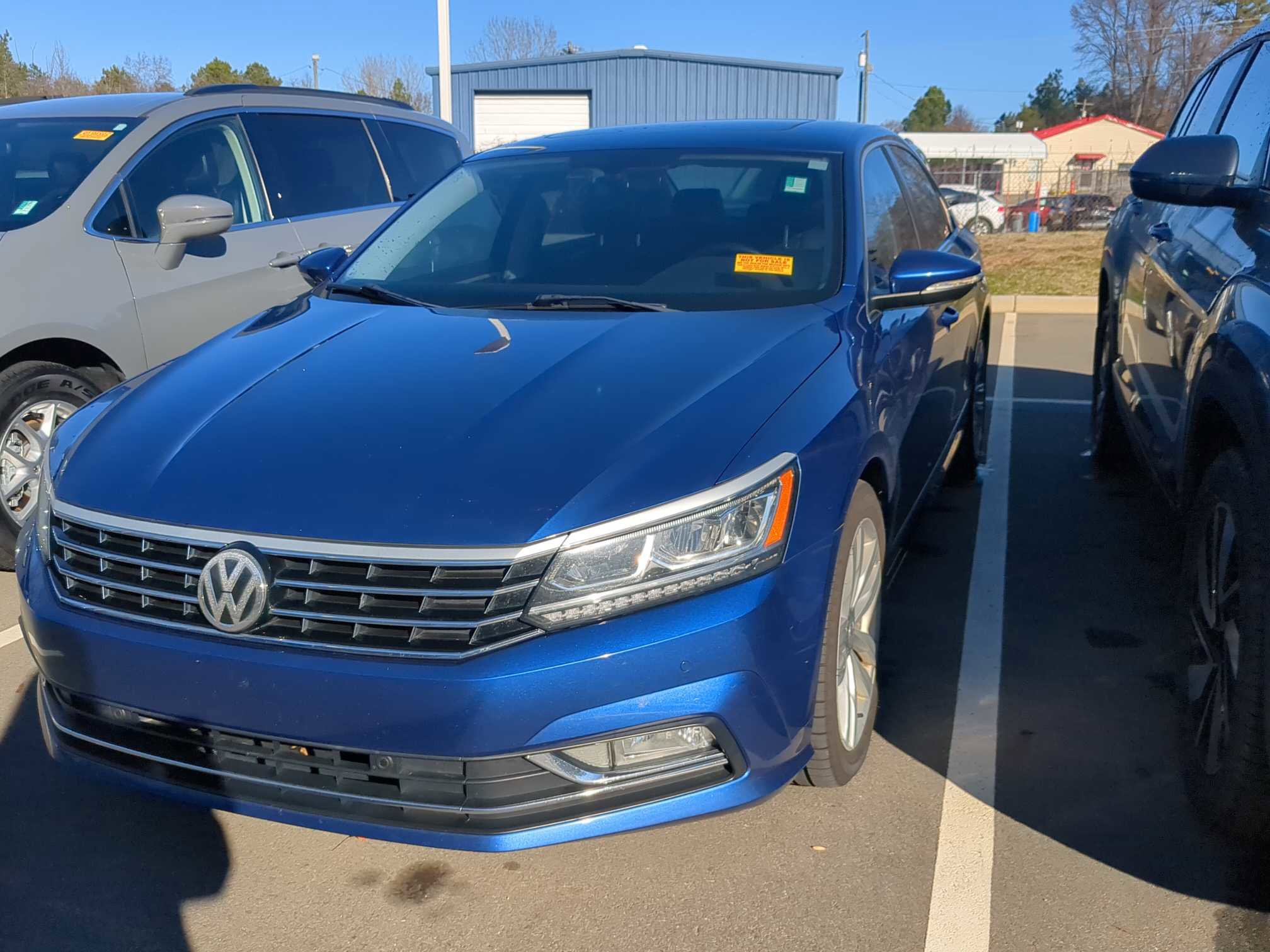 PreOwned 2017 Volkswagen Passat 1.8T SE w/Technology 4dr Car in