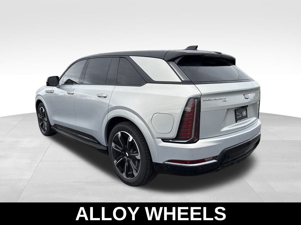 2025 Cadillac Escalade IQ Sport photo 4