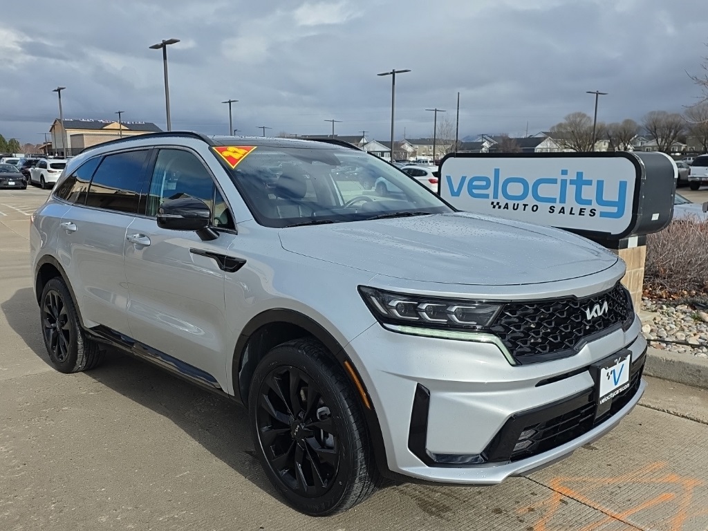 2022 Kia Sorento SX's photo