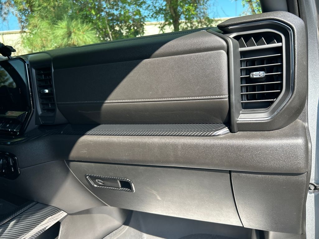 2023 Chevrolet Silverado 1500 RST photo 32