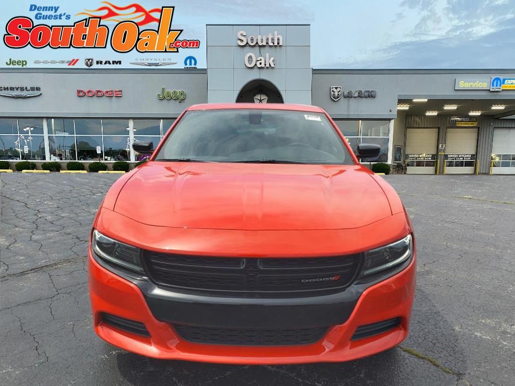 2023 Dodge Charger SXT photo 2
