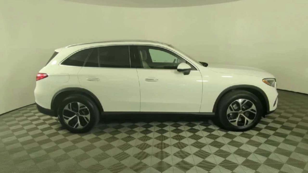 2026 Mercedes Benz GLC 350e 4MATIC photo 26
