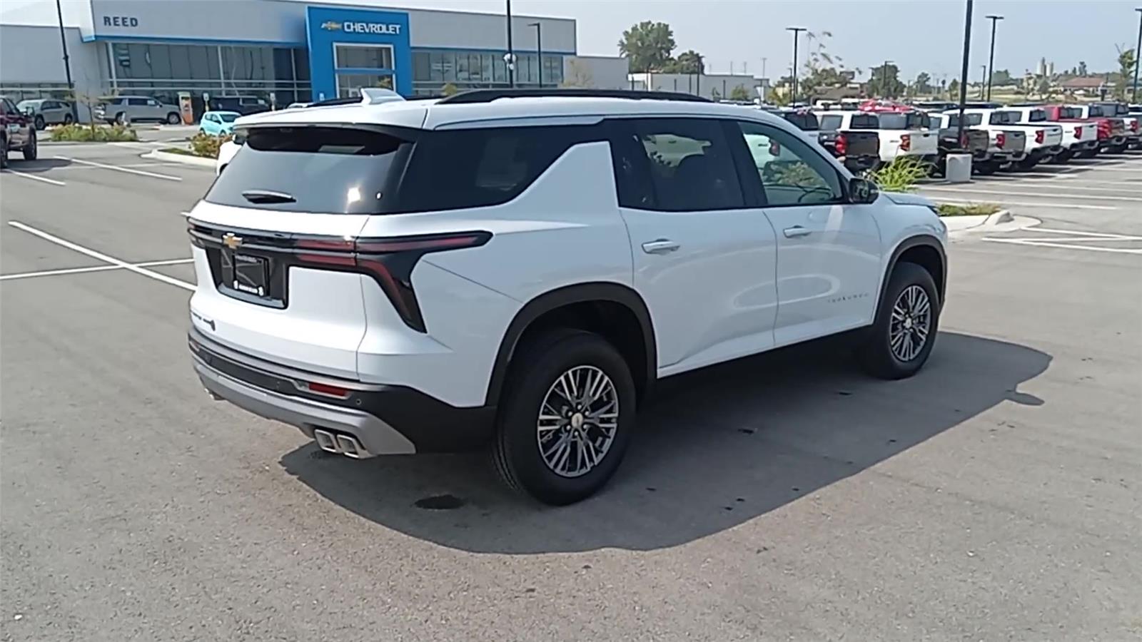 2026 Chevrolet Traverse photo 6