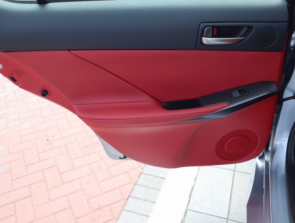 2025 Lexus IS 300 F SPORT photo 23