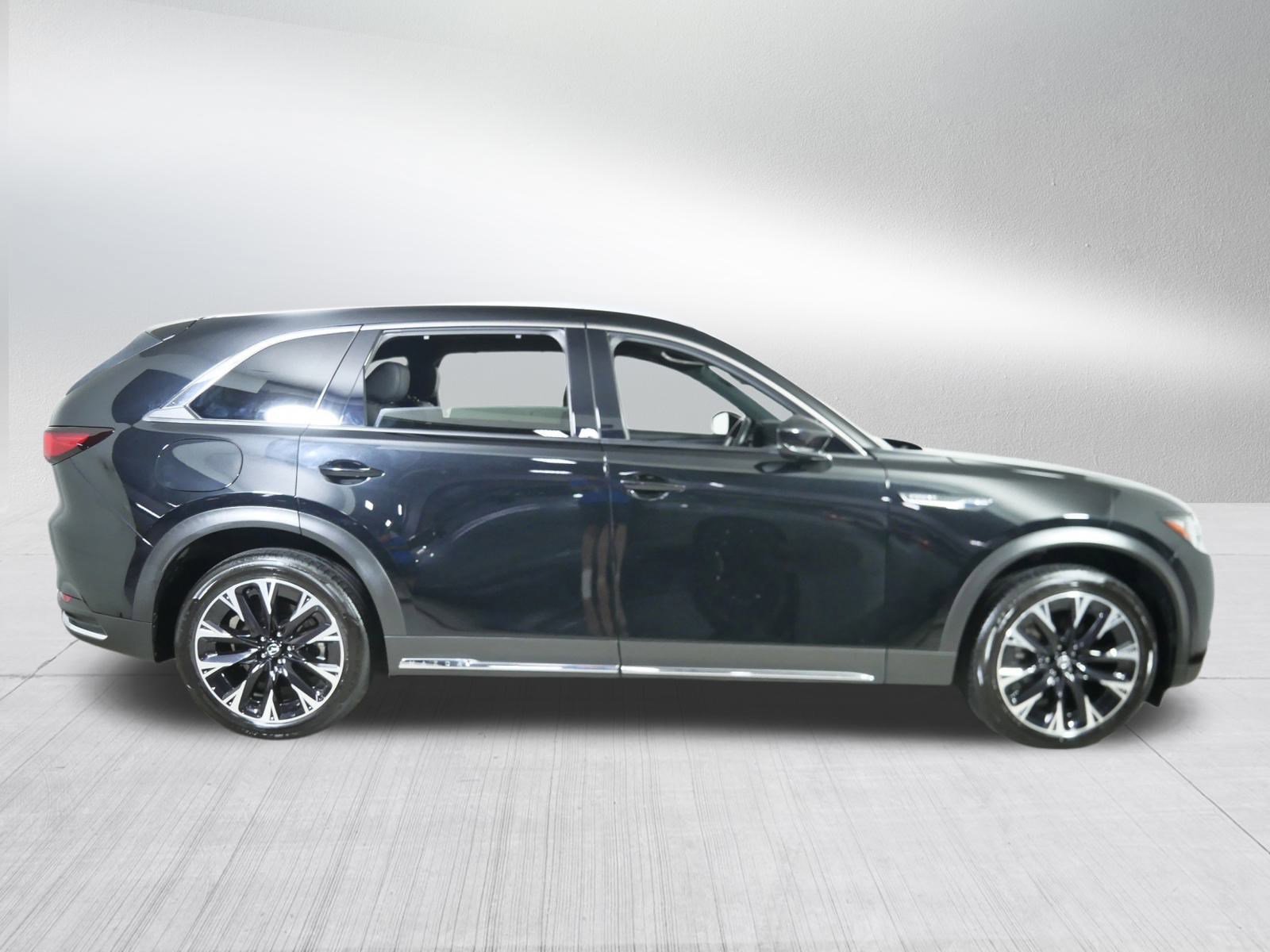 2024 Mazda CX-90 Premium Plus photo 8