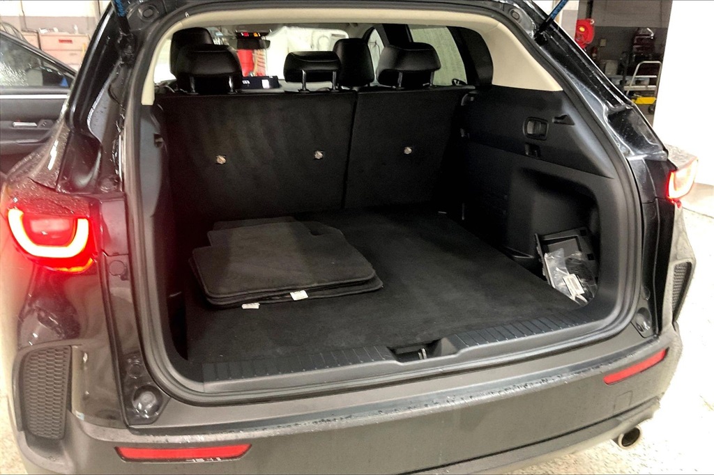 2023 MAZDA CX-50 - Image 26