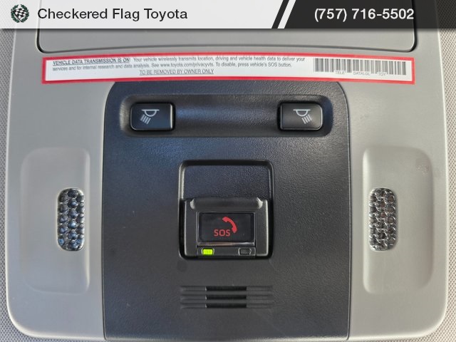 2022 Toyota Camry Hybrid photo 9