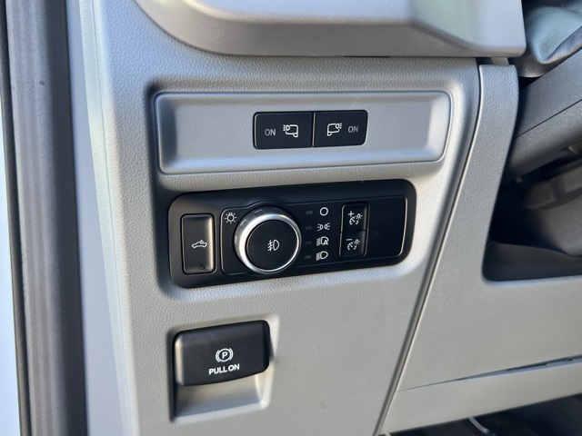 2023 Ford F-150 XLT photo 12