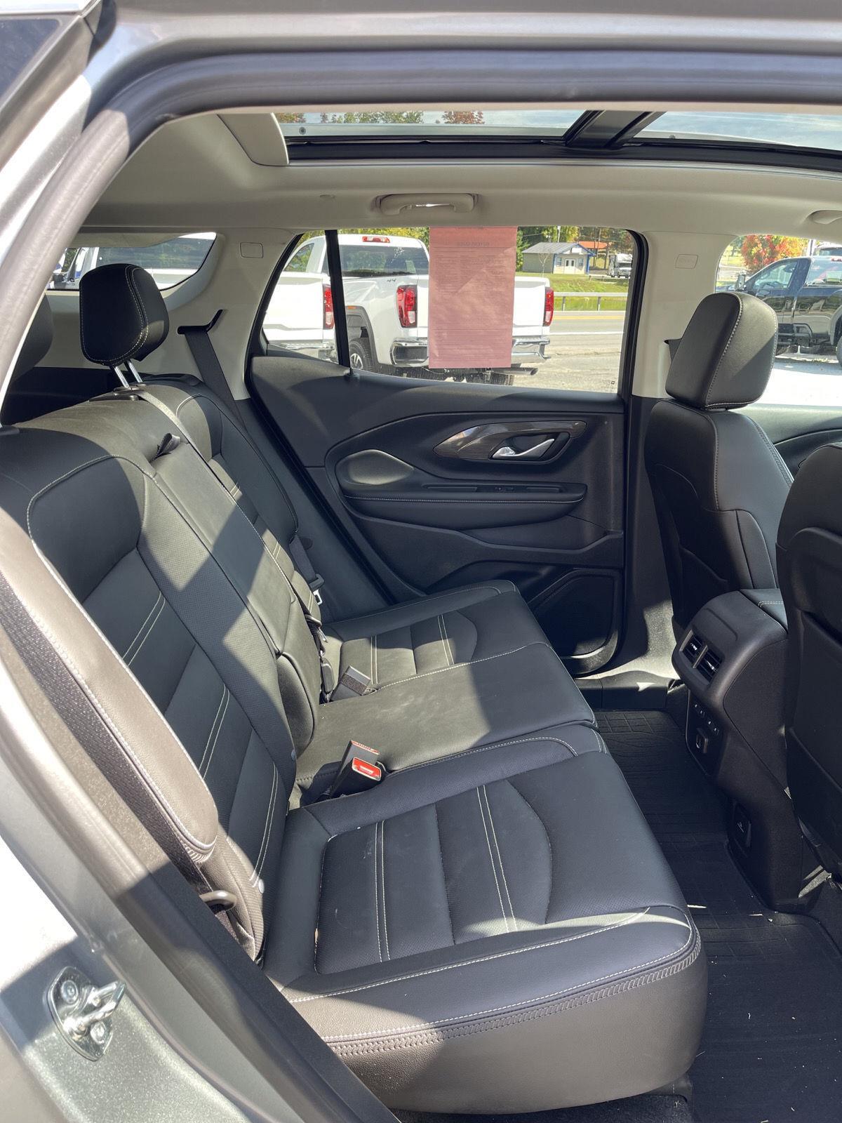2024 Gmc Terrain Denali photo 14