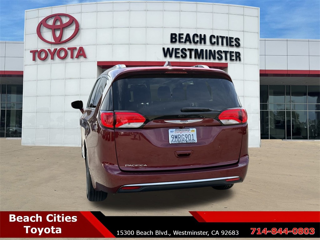 2020 Chrysler Pacifica Touring L photo 9