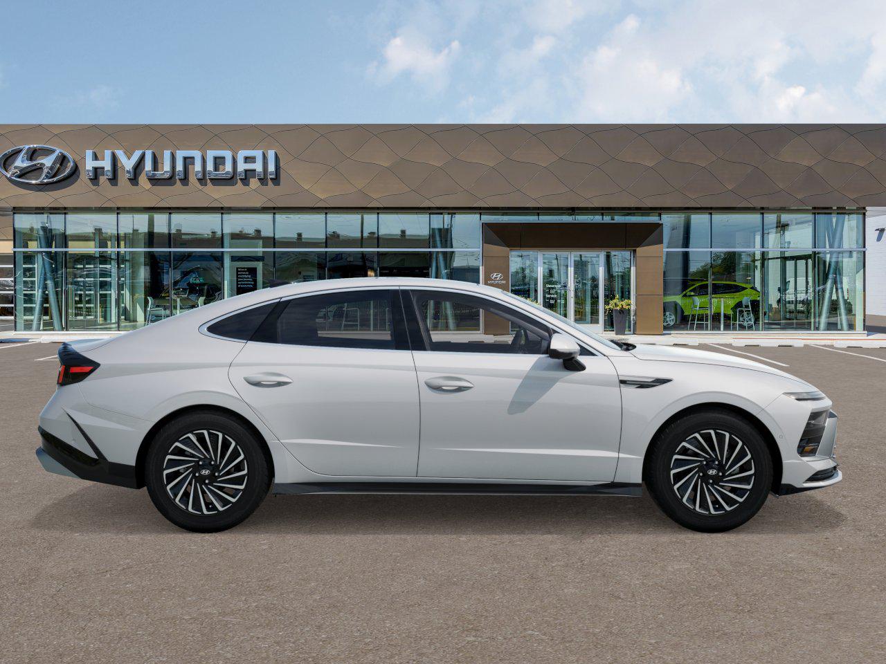 2025 Hyundai Sonata Hybrid Limited photo 5