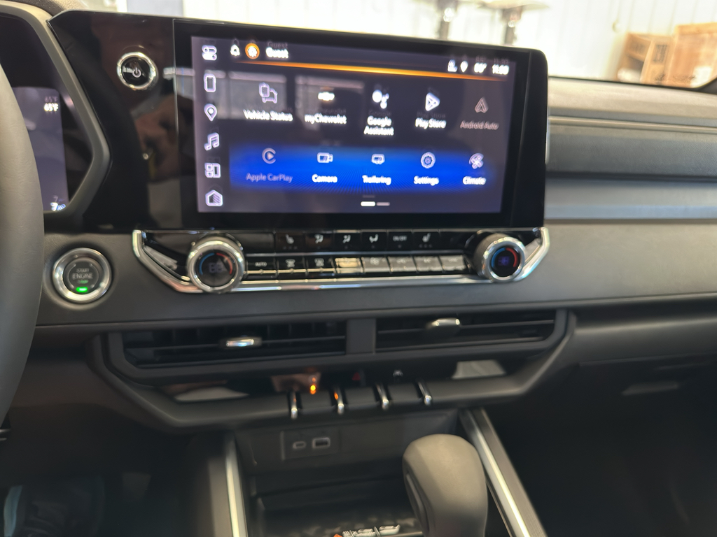 2026 Chevrolet Colorado Trail Boss photo 10