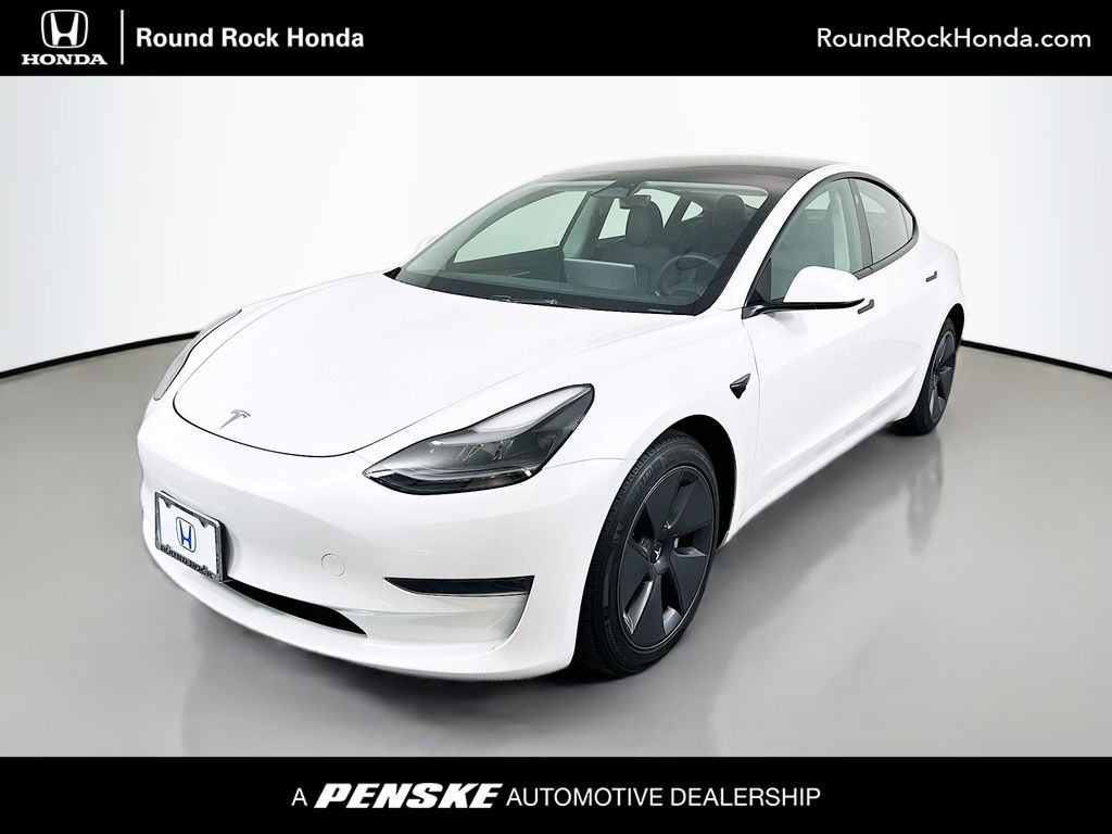 2023 Tesla Model 3 Base's photo