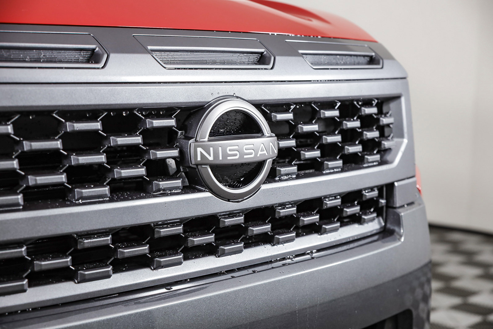 2025 Nissan Frontier Crew Cab SV photo 3