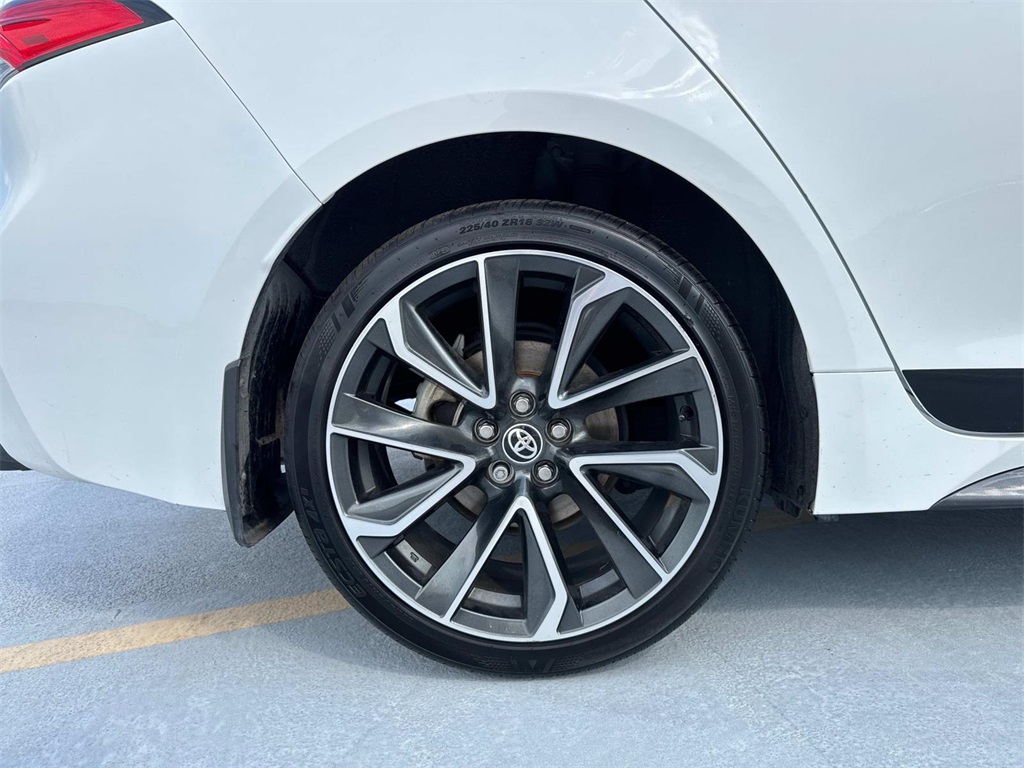 2022 Toyota Corolla SE photo 7