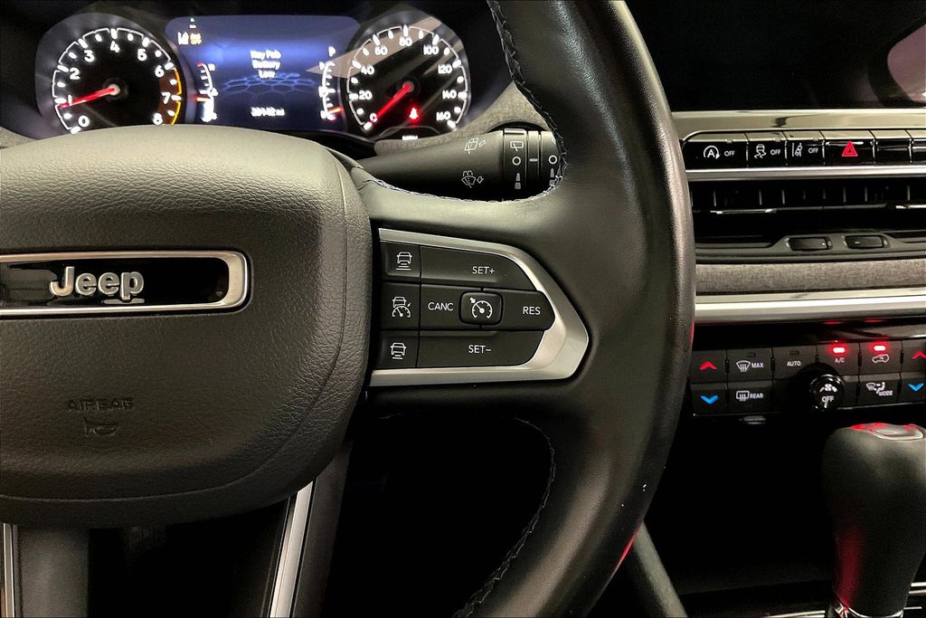 2022 Jeep Compass Latitude photo 18