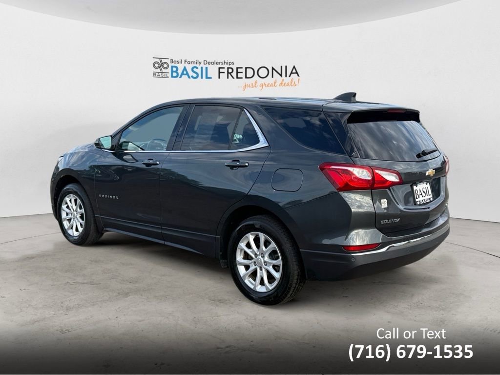 2018 Chevrolet Equinox LT photo 3