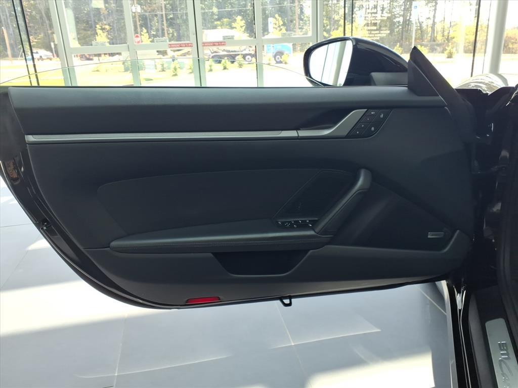 2024 Porsche 911 S photo 8