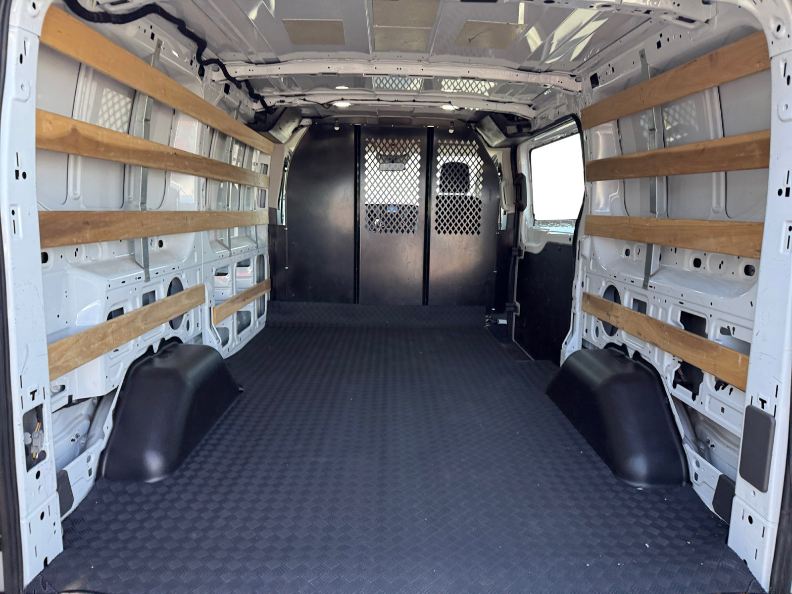 2024 Ford Transit photo 14