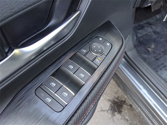 2026 Nissan Kicks SR photo 13