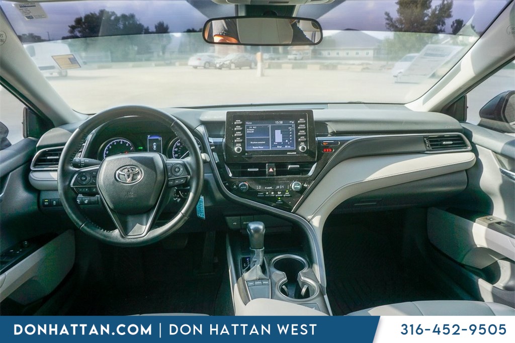 2023 Toyota Camry SE photo 4