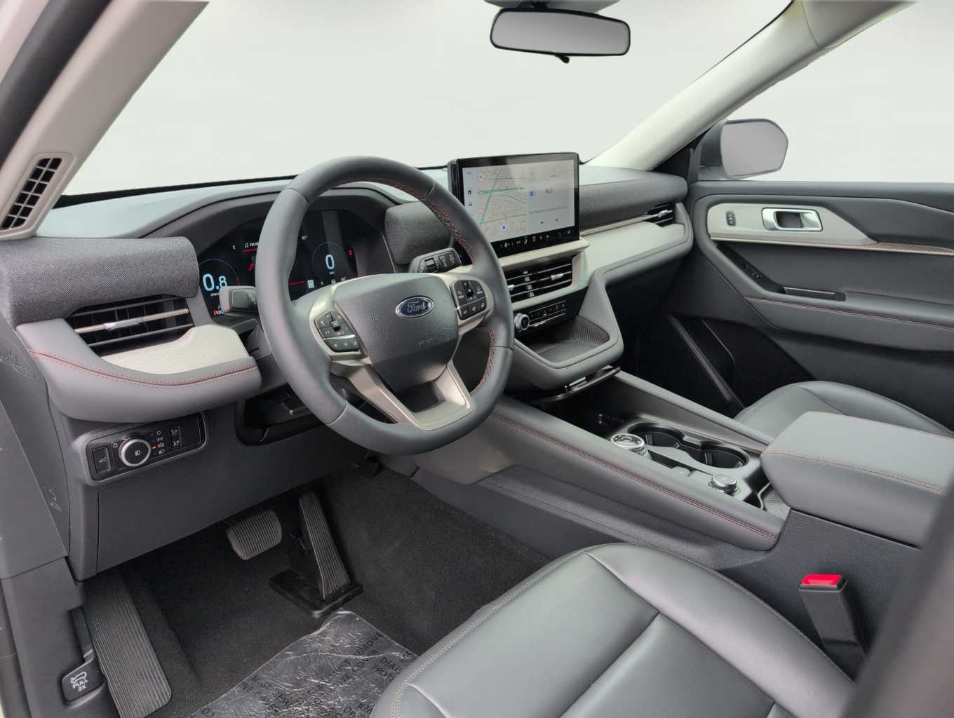 2025 Ford Explorer photo 8