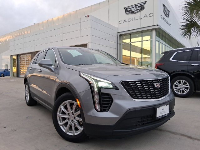 2023 Cadillac XT4 Luxury's photo