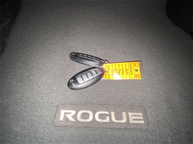 2018 Nissan Rogue SV photo 26