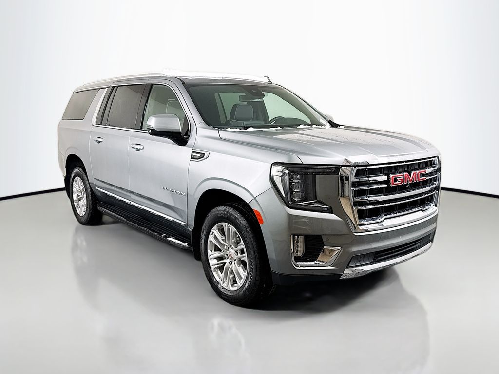 2024 GMC Yukon XL SLT's photo