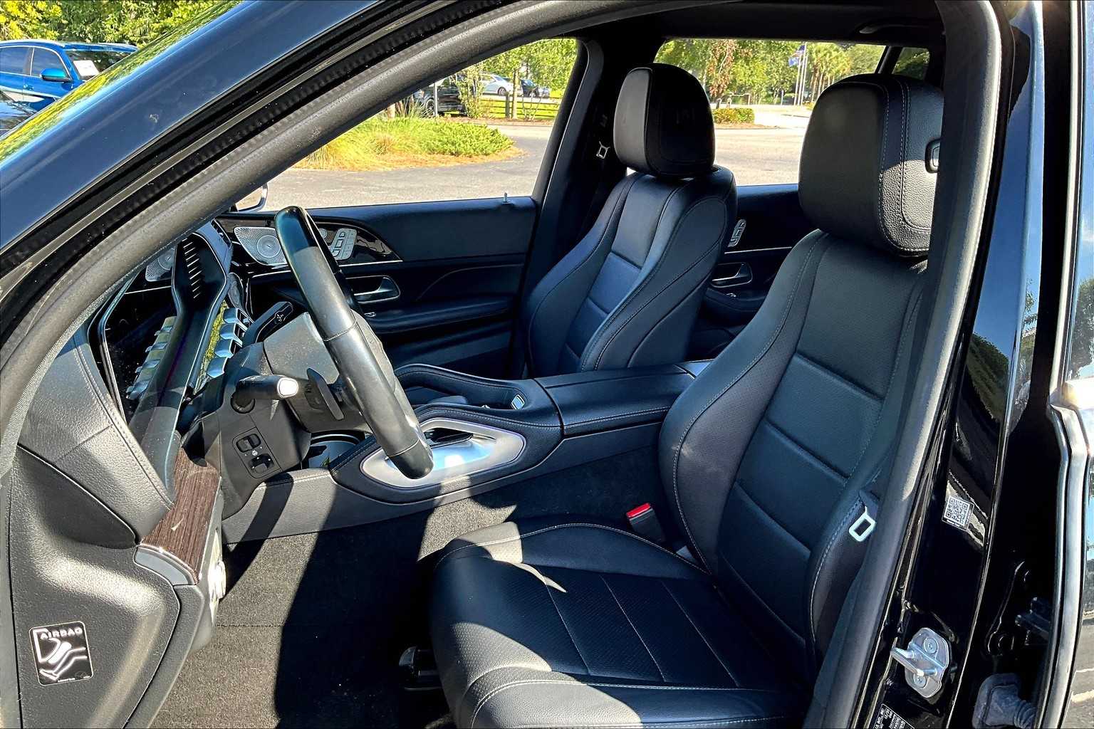 2021 Mercedes Benz GLS 450 4MATIC photo 4