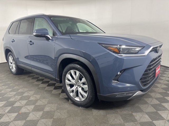 2026 Toyota Grand Highlander Limited's photo