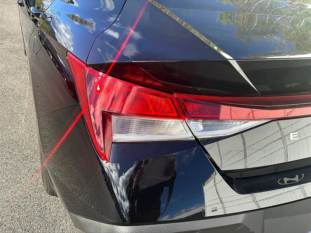 2024 Hyundai Elantra SE photo 26