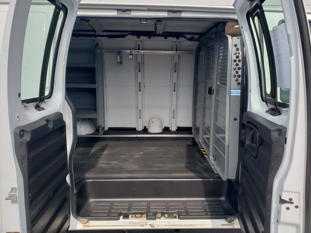 2017 Chevrolet Express 2500 Cargo photo 8