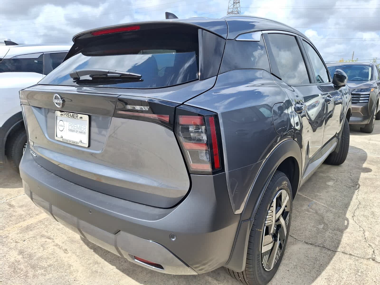 2026 Nissan Kicks SV photo 3