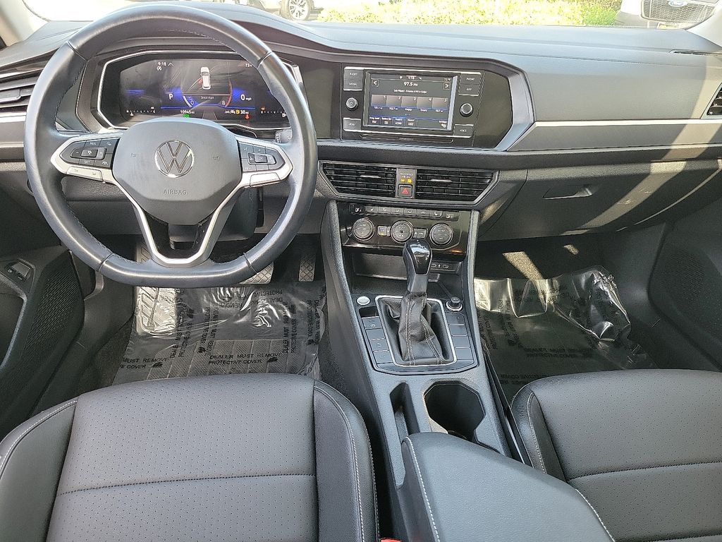 2024 Volkswagen Jetta 1.5T SE photo 4
