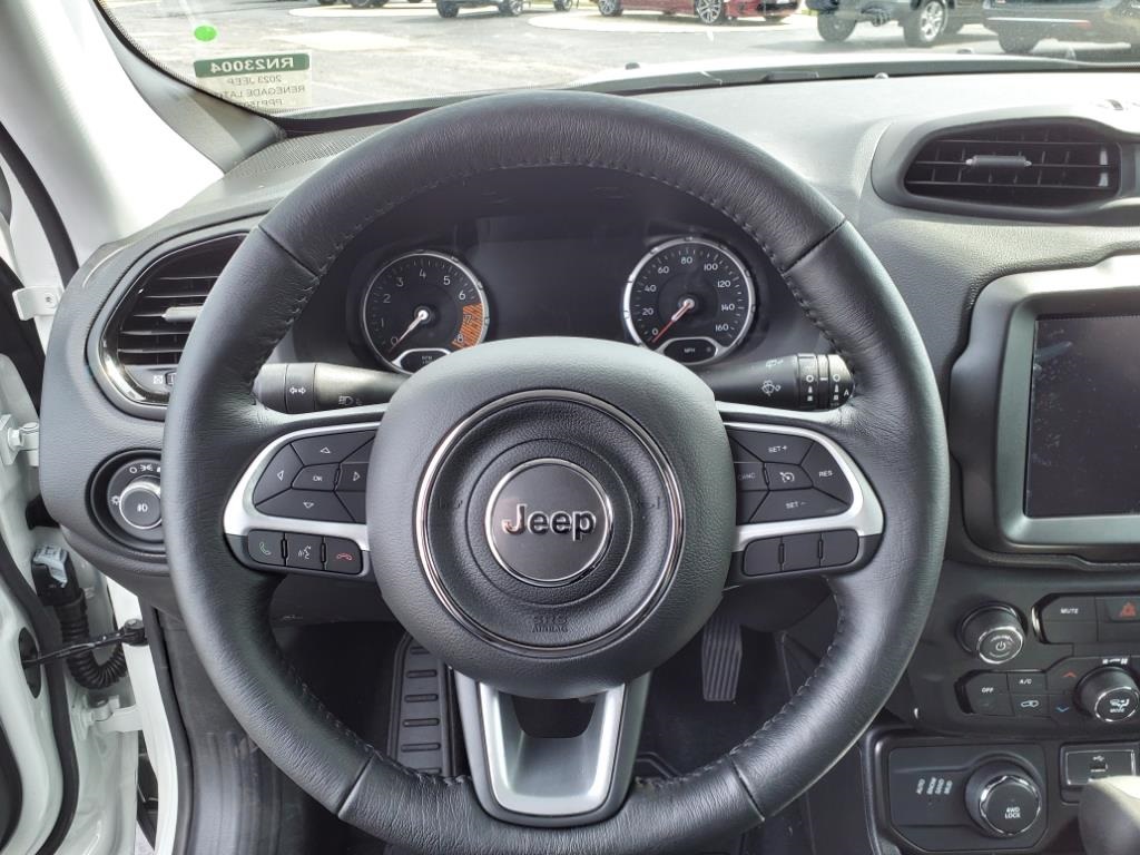 2023 Jeep Renegade Altitude photo 19