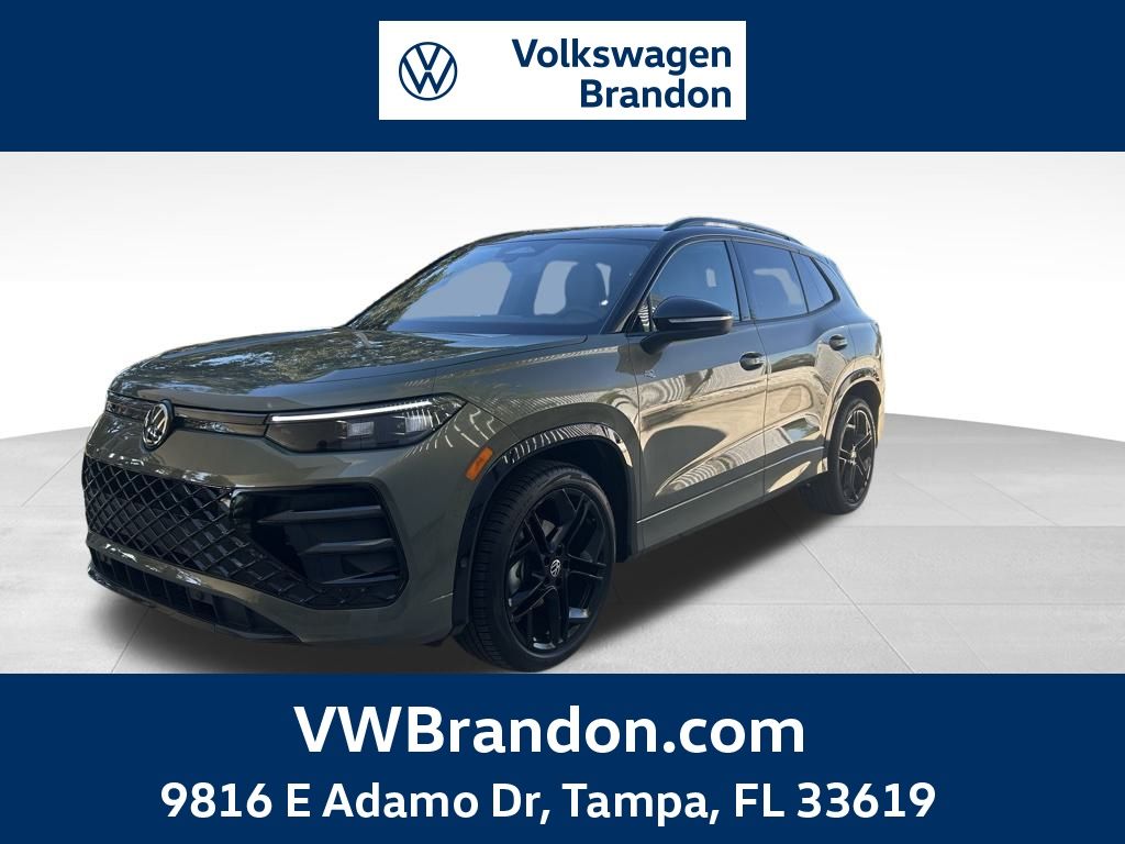 2026 Volkswagen Tiguan SE R-LINE BLACK's photo