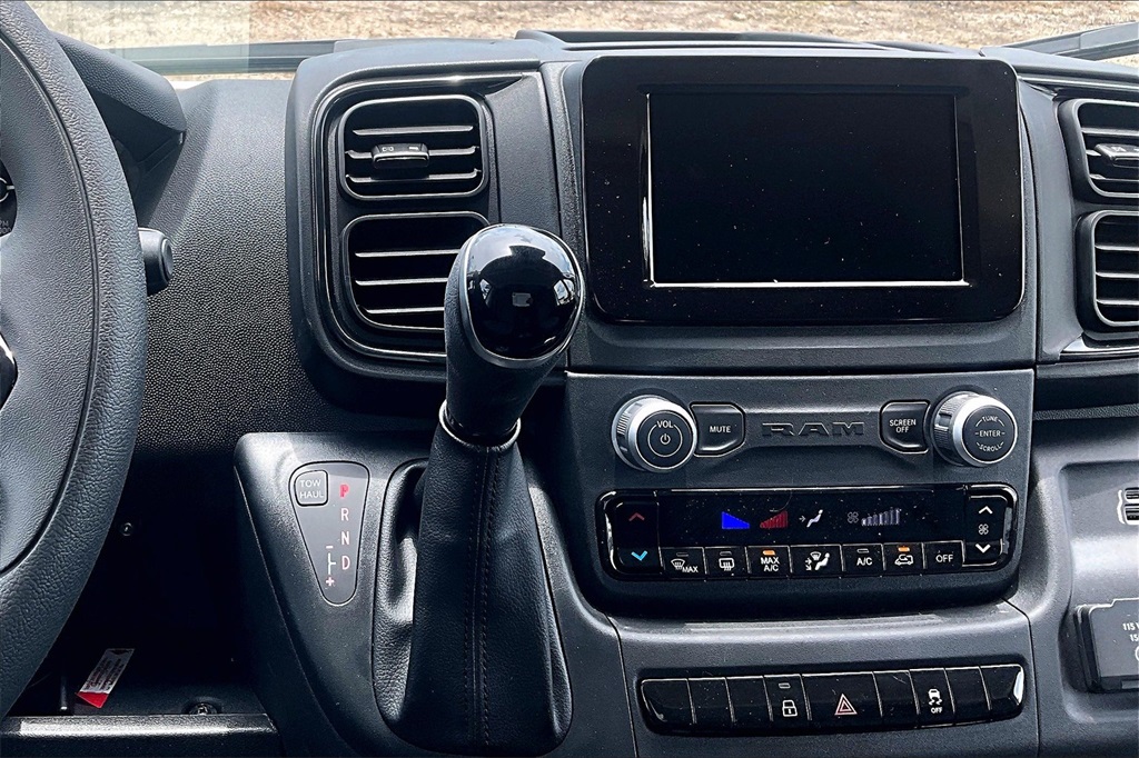 2024 Ram ProMaster 2500 Base photo 4