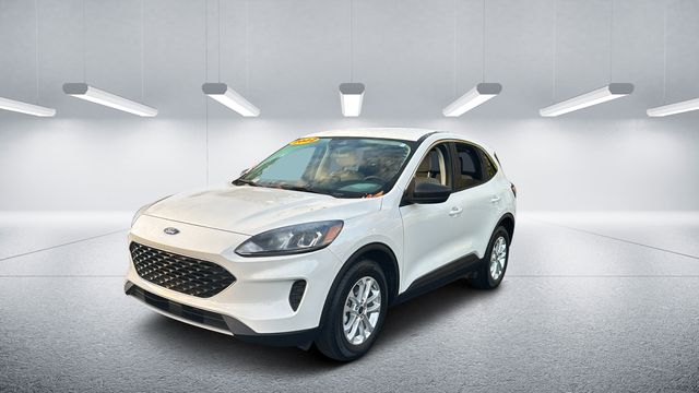 2022 Ford Escape SE's photo