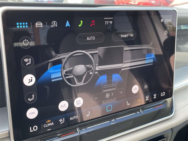 2025 Volkswagen Tiguan SE photo 8