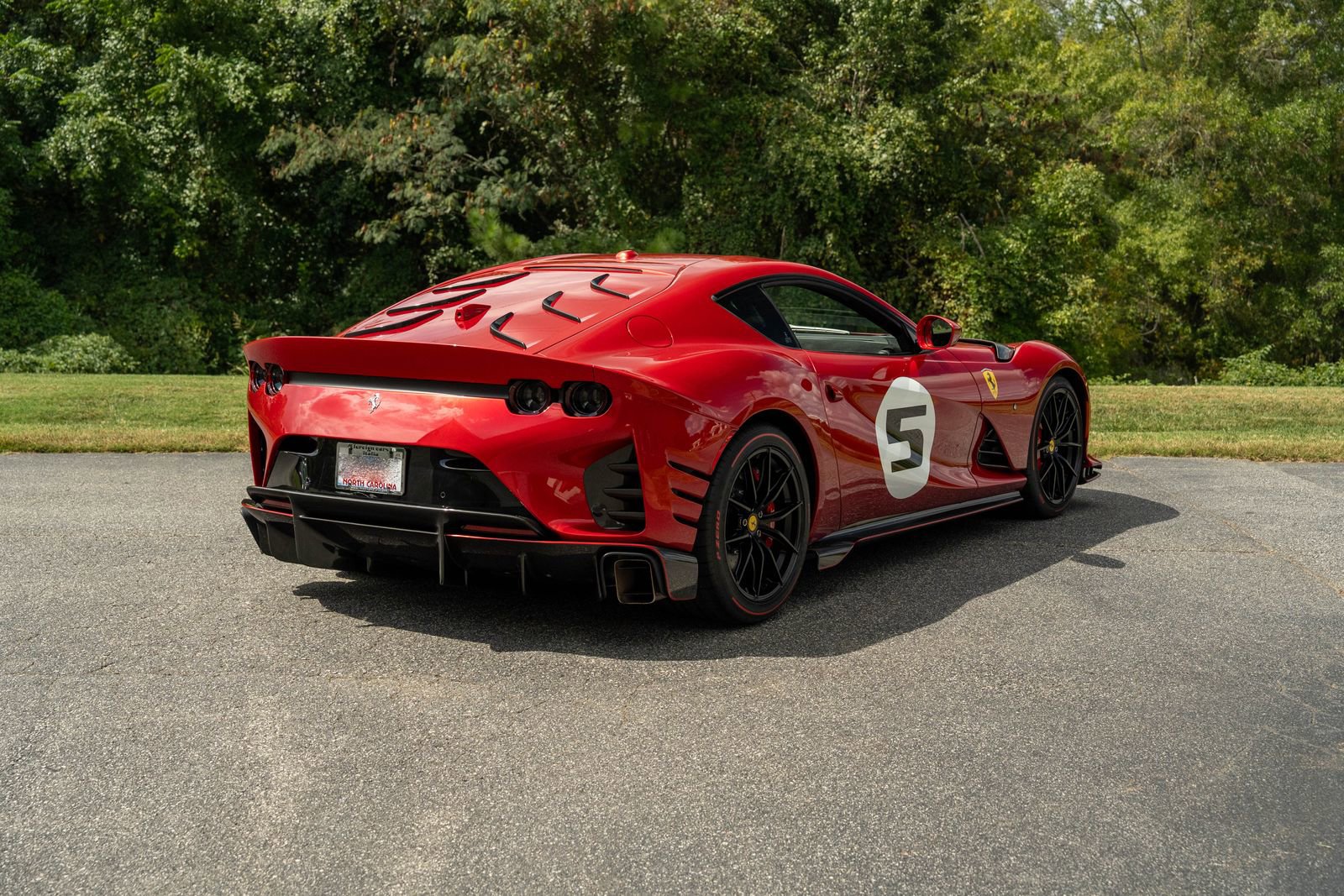 2023 Ferrari 812 Competizione Base photo 3