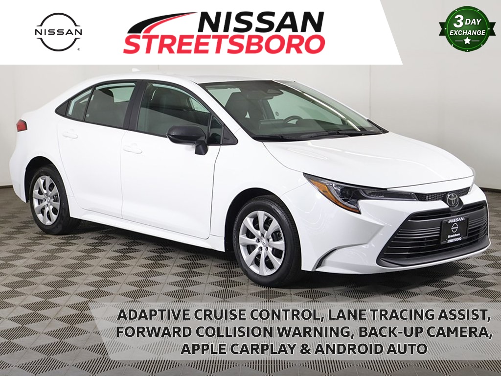 2024 Toyota Corolla LE's photo